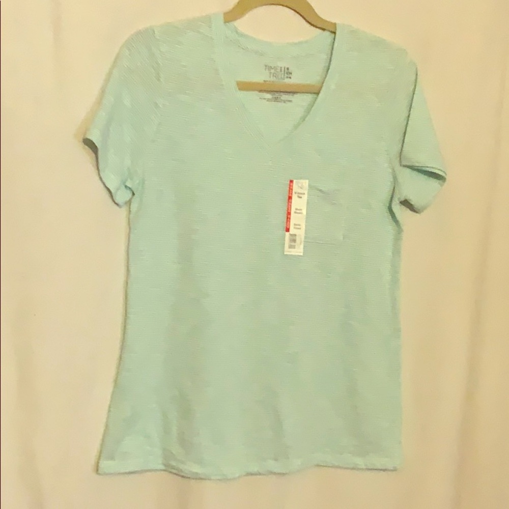 Blue short sleeve shirt